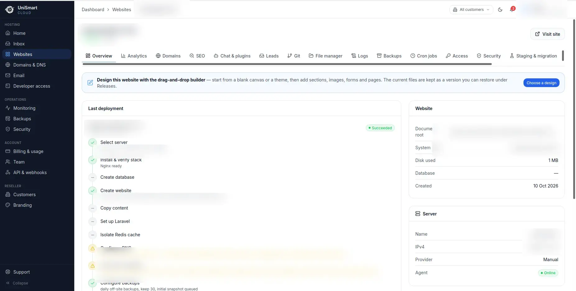 UniSmart Cloud website deployment view with setup progress and server status